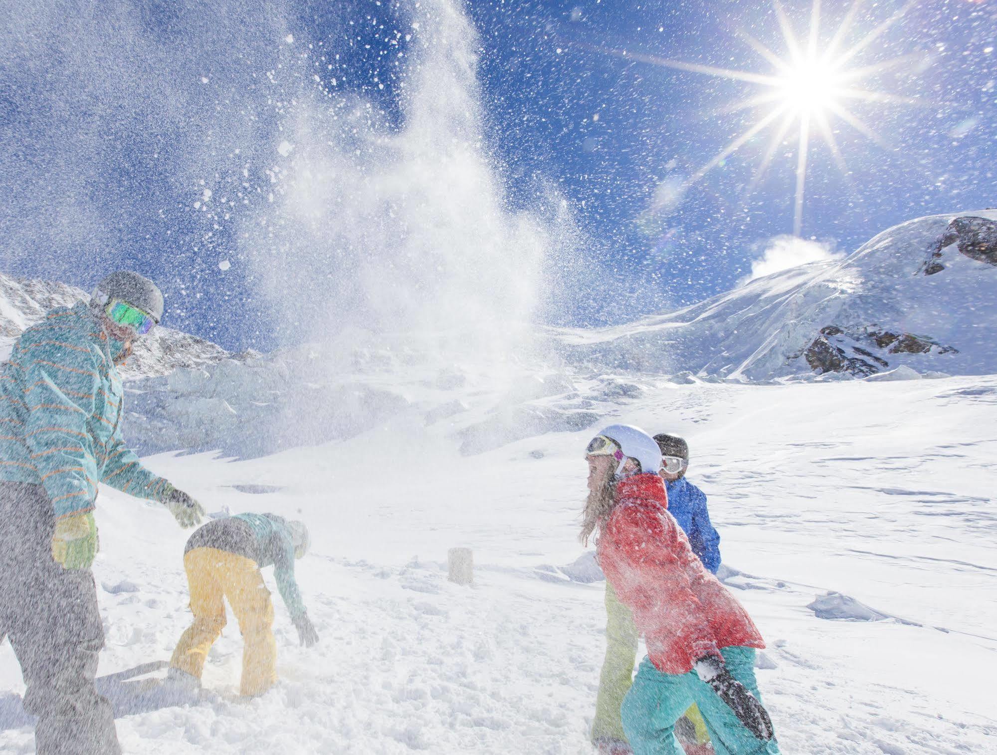 Hotel Europa Guest House Saas Fee Dış mekan fotoğraf